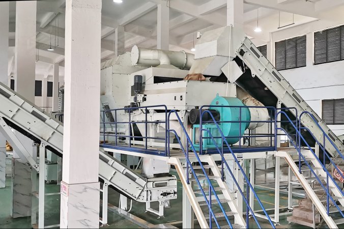 Classificatore ad aria per il progetto di smaltimento dei rifiuti ingombranti nella provincia cinese dello Jiangxi