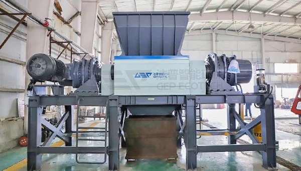 Trituratore a Doppio Albero